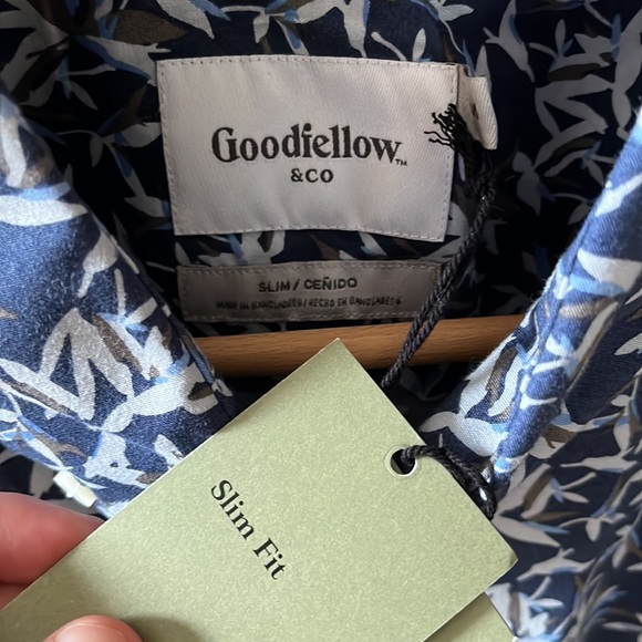 Goodfellow & co button down - Picture 4 of 4